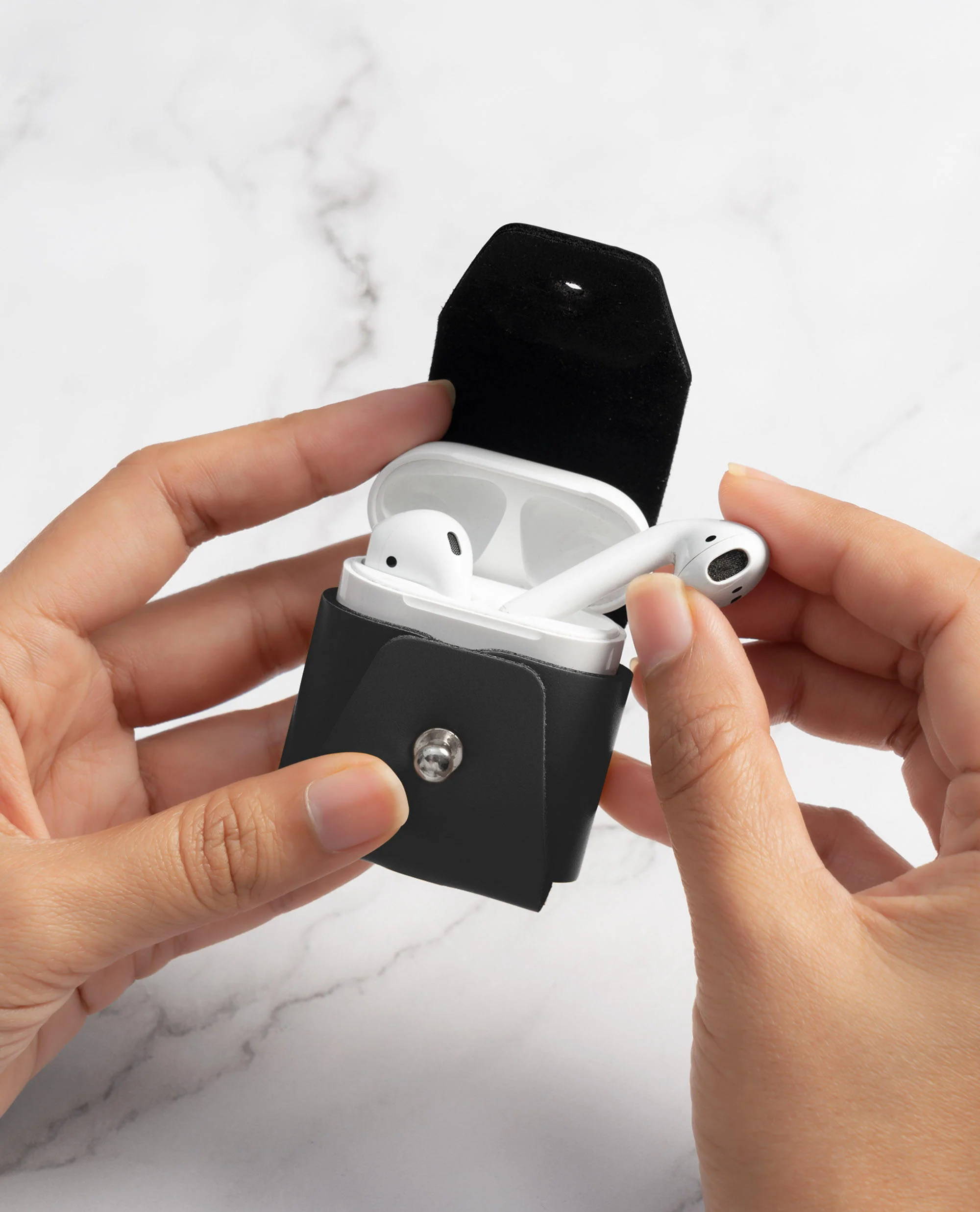 Airpods Leather Case Cover - Image 3