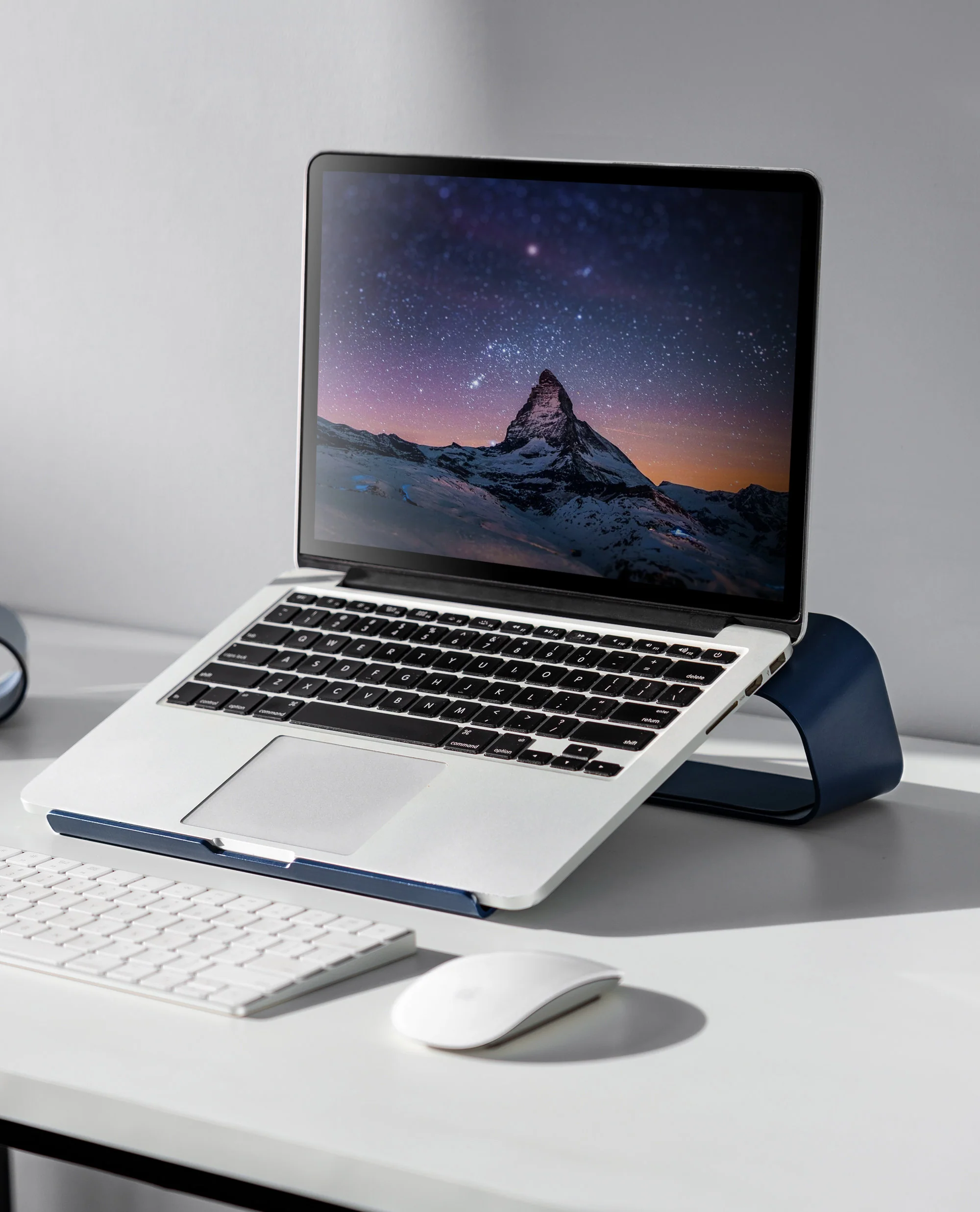 Arete Laptop Stand - Image 3